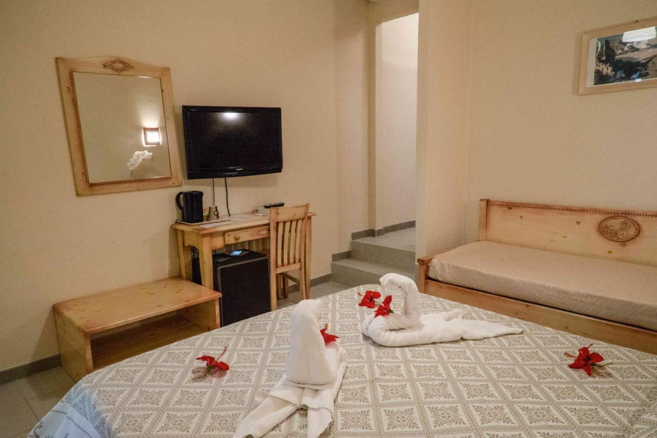 Hotel L'Oleandro Villasimius Bagian luar foto