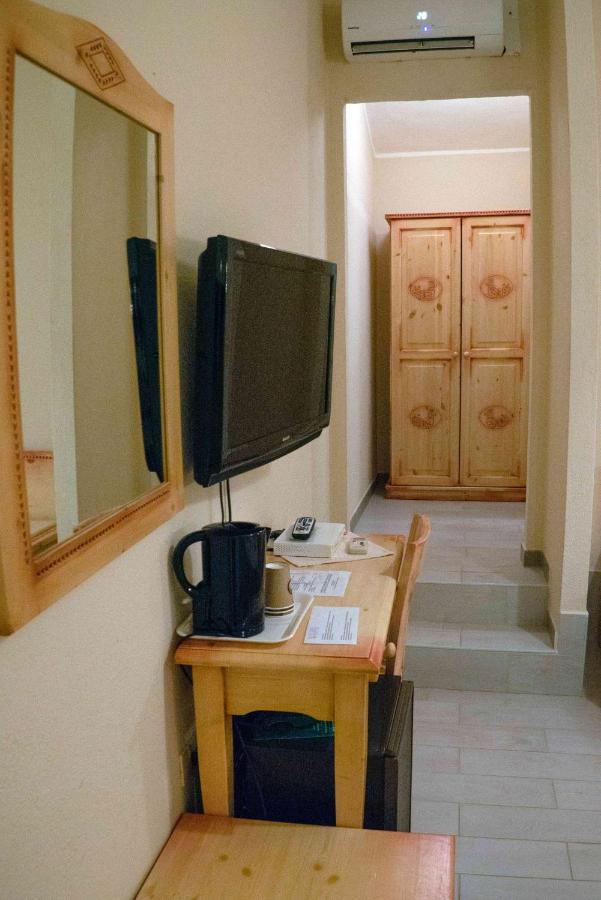 Hotel L'Oleandro Villasimius Bagian luar foto