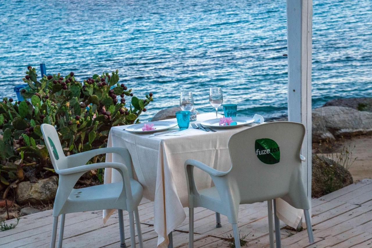 Hotel L'Oleandro Villasimius Bagian luar foto